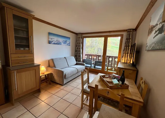 Appartement De Montalbert 14b 4-6 Person