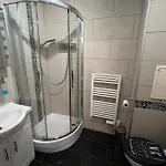 De Montalbert 14b 4-6 Person